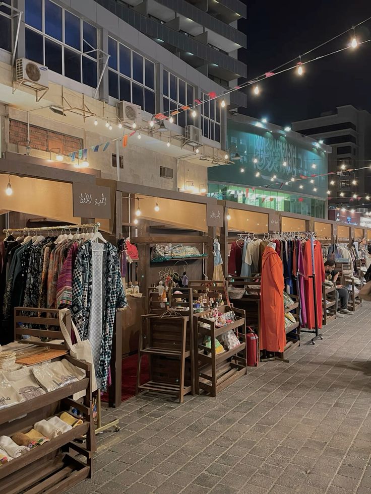 Explore Local Market